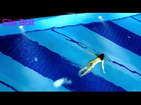 ❤️ Abdi teu tiasa ngeureunkeun nonton, pirang ngora bray ngojay buligir di ELLA bolt Resort kolam renang ❌ seks super dina su.mrpornogratis.ru ❌️❤