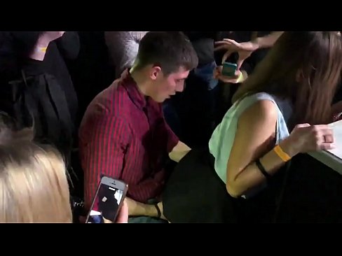 ❤️ Sex nyata dina nightclub Rusia. gadis Rusia 18 taun heubeul dina anus jeung heunceut fucked di nightclub a ❌ seks super dina su.mrpornogratis.ru ❌️❤